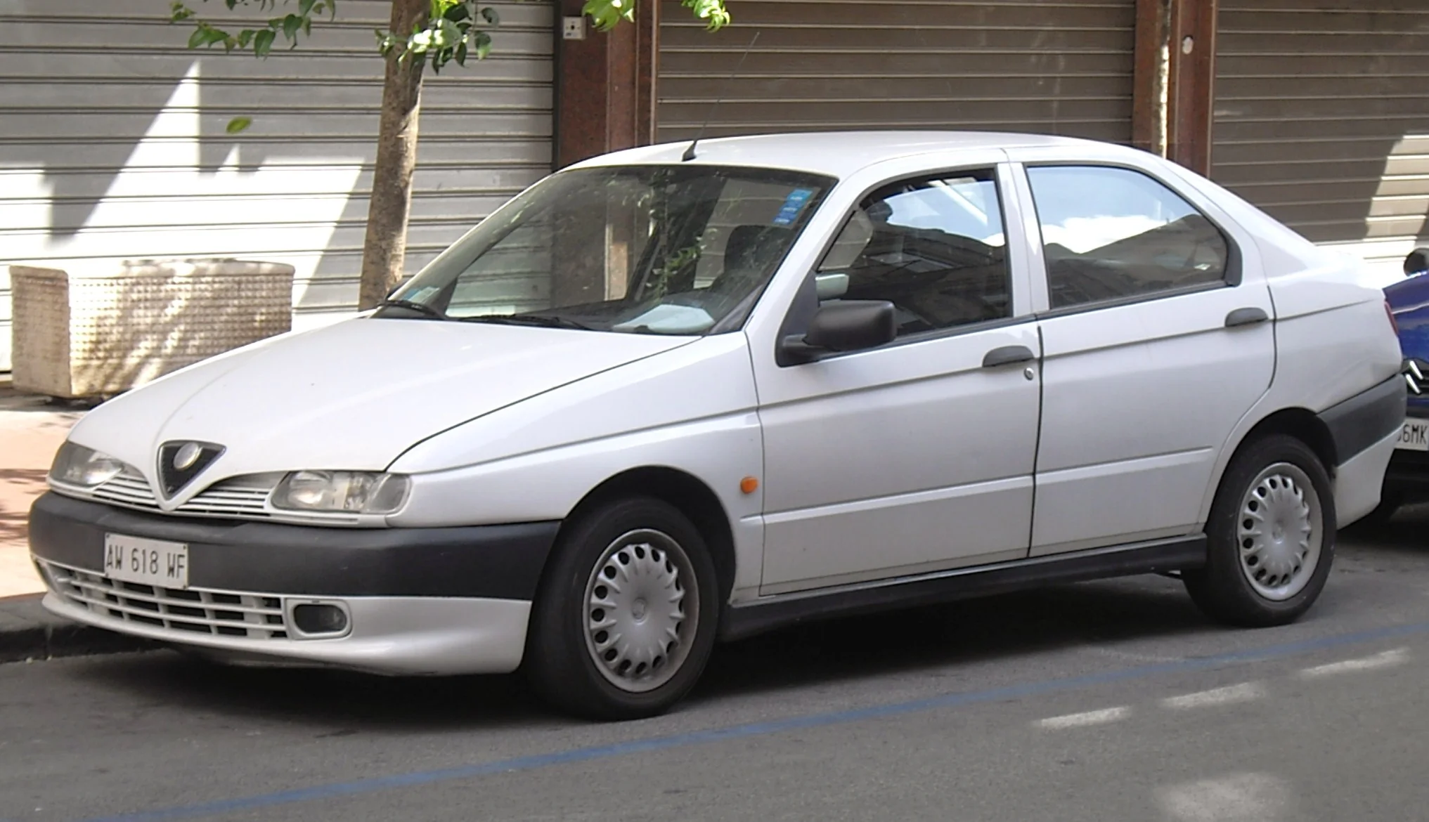 Alfa Romeo 145 and 146 – Alfa Romeo small family car