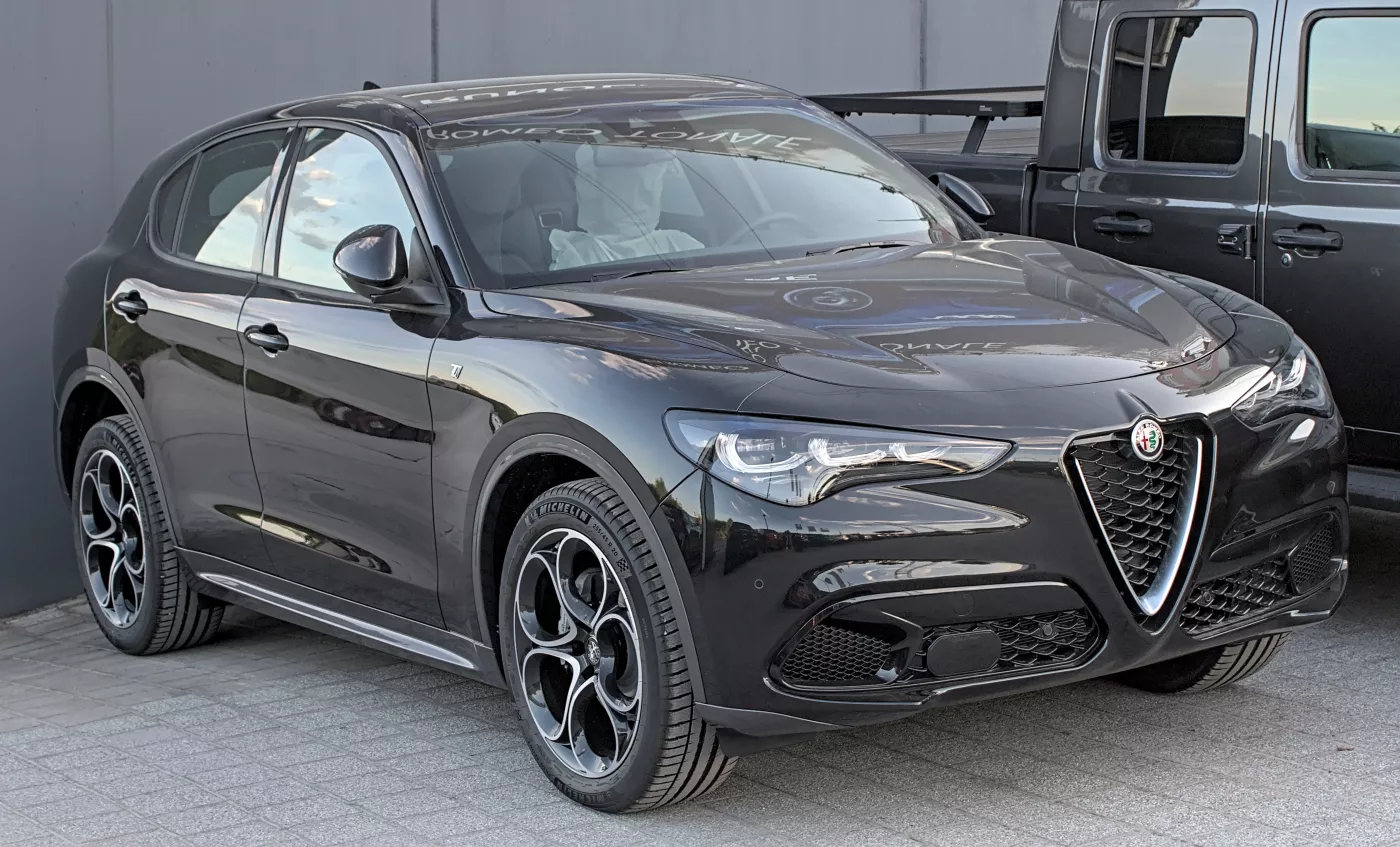 Alfa Romeo Stelvio – Alfa Romeo luxury crossover suv