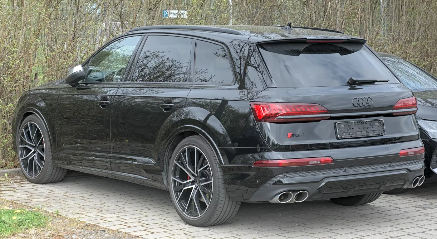 Audi Q7 – Audi full-size luxury crossover suv