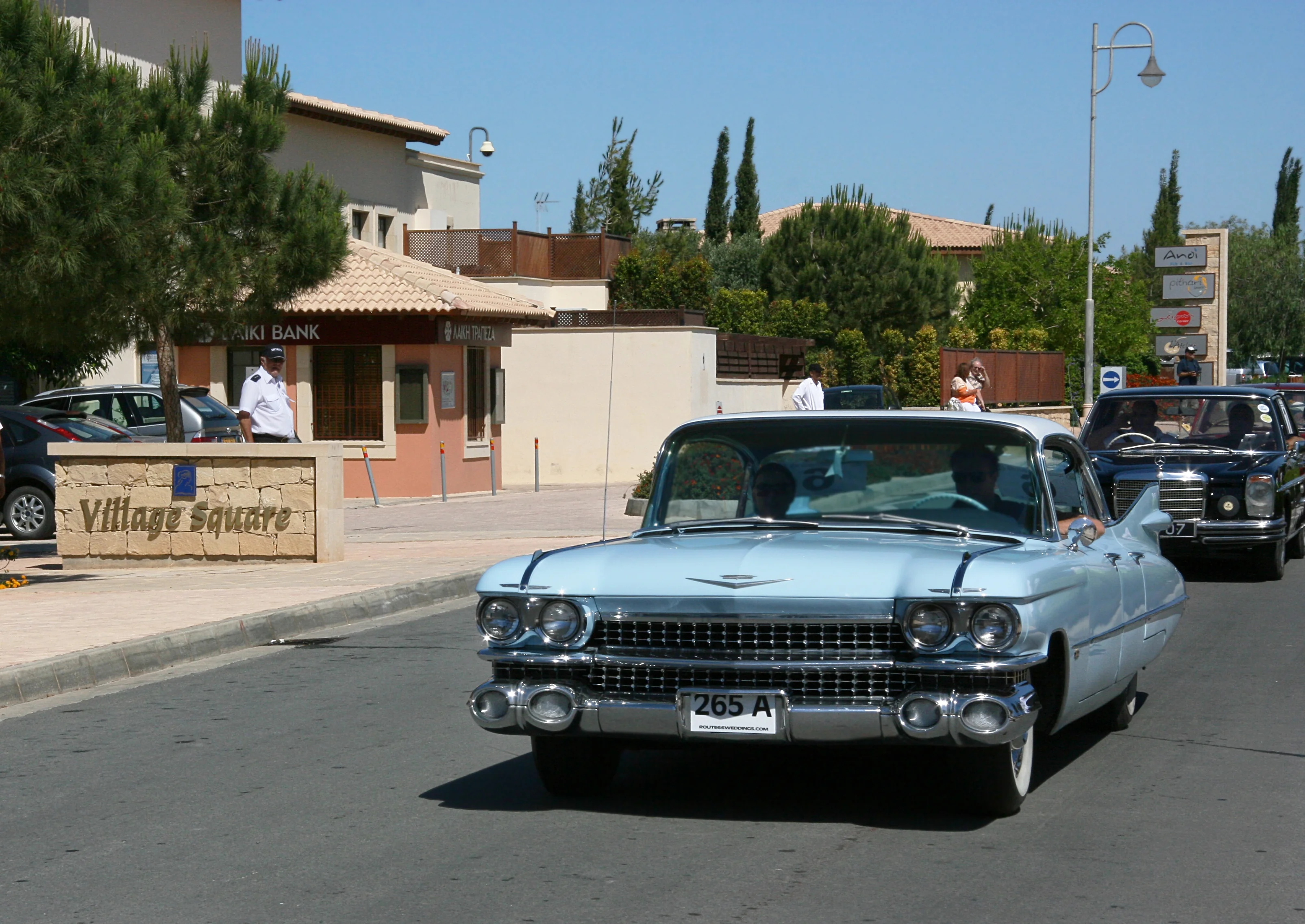 Cadillac de Ville series – Cadillac full-size luxury car