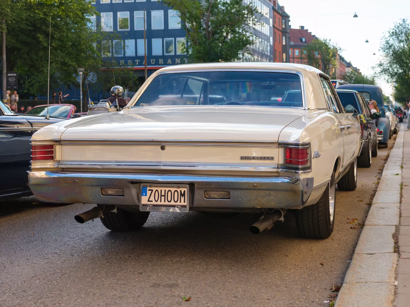 Chevrolet Malibu – Chevrolet mid-size car