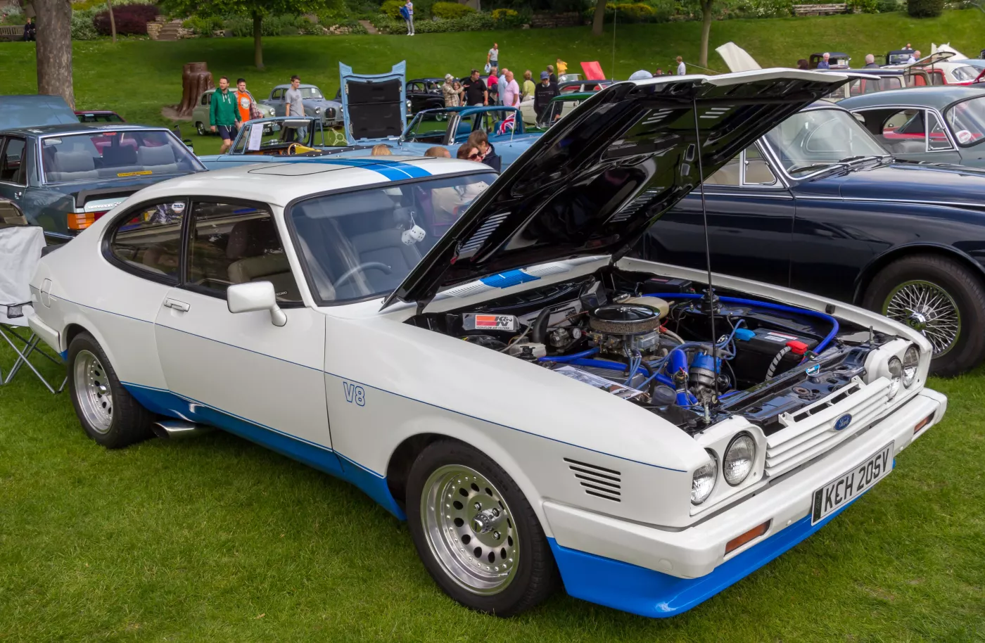 Ford Capri – Ford mid-size coupé
