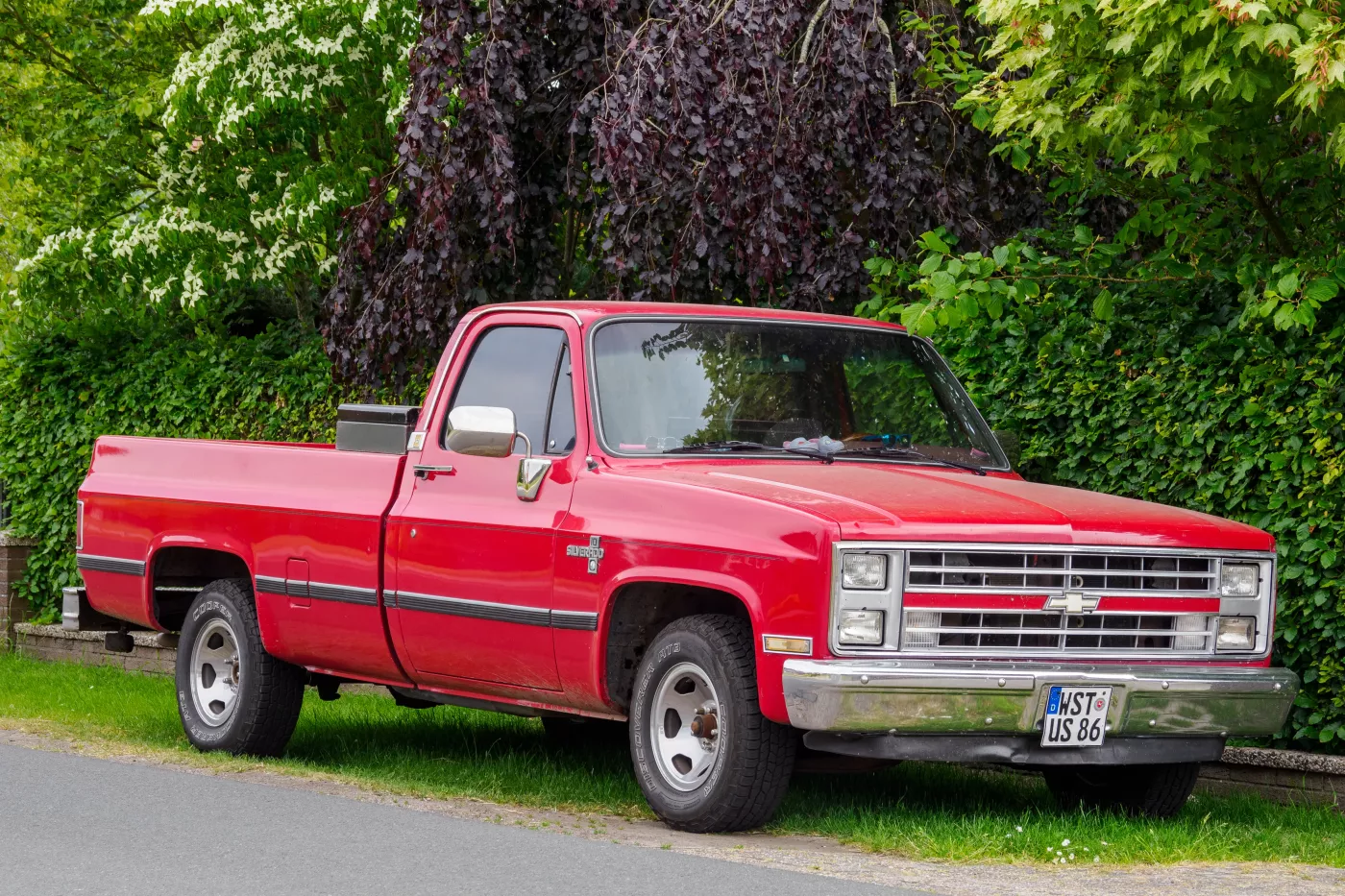 Chevrolet Silverado – GMC unbulleted list