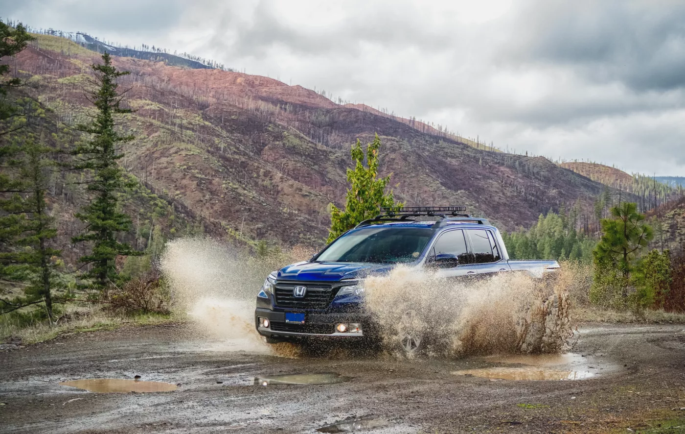 Honda Ridgeline – Honda mid-size pickup truck