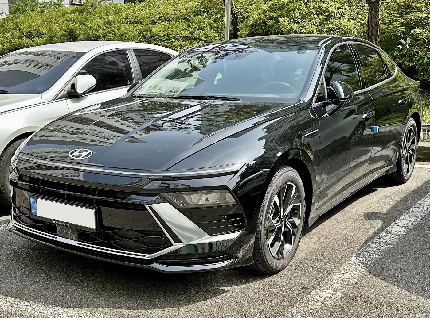 Hyundai Sonata – Hyundai mid-size car