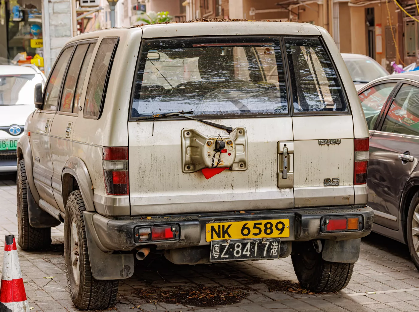 Isuzu Trooper – Isuzu mid-size suv