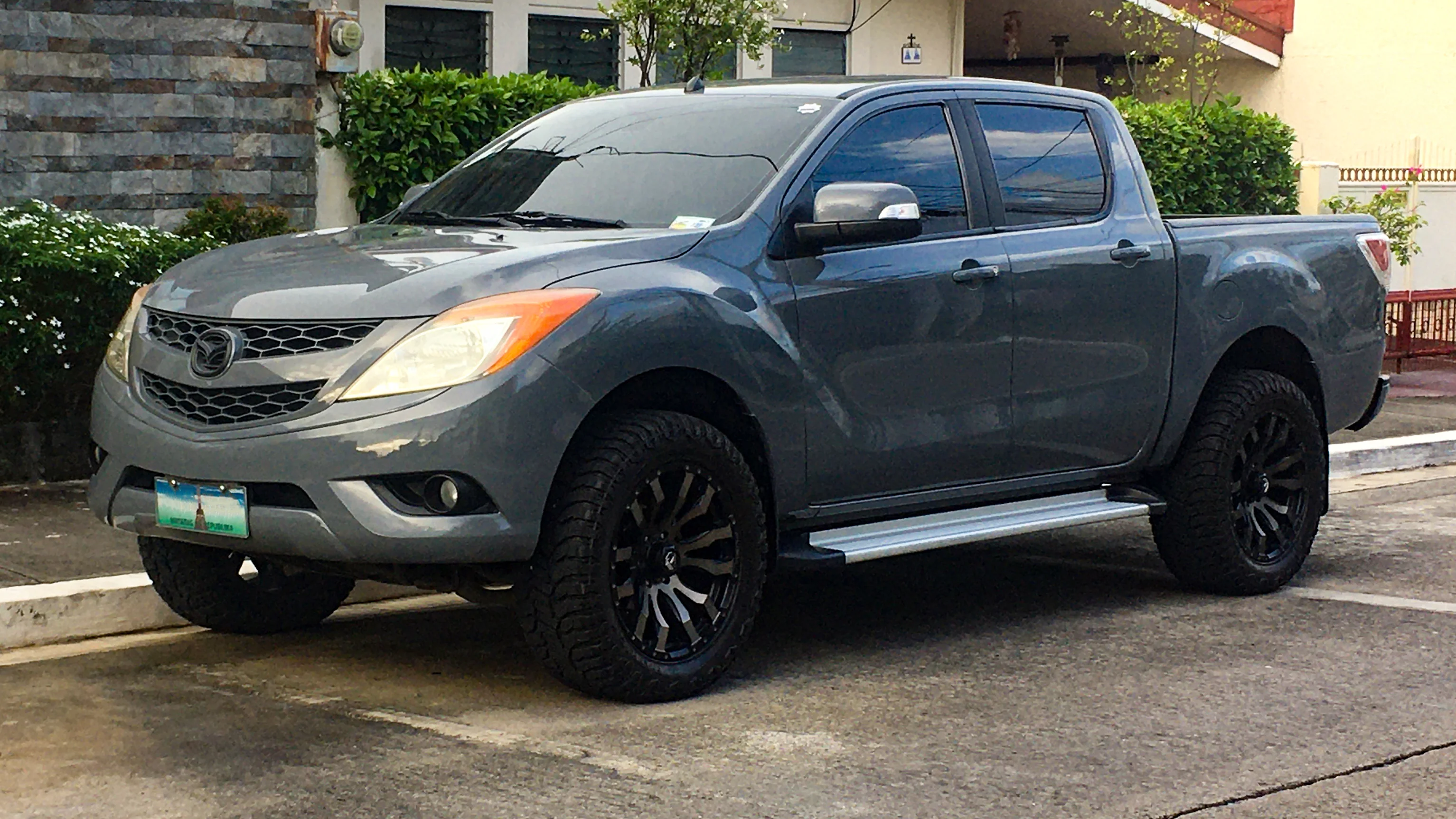 Mazda BT-50 – Mazda mid-size pickup truck