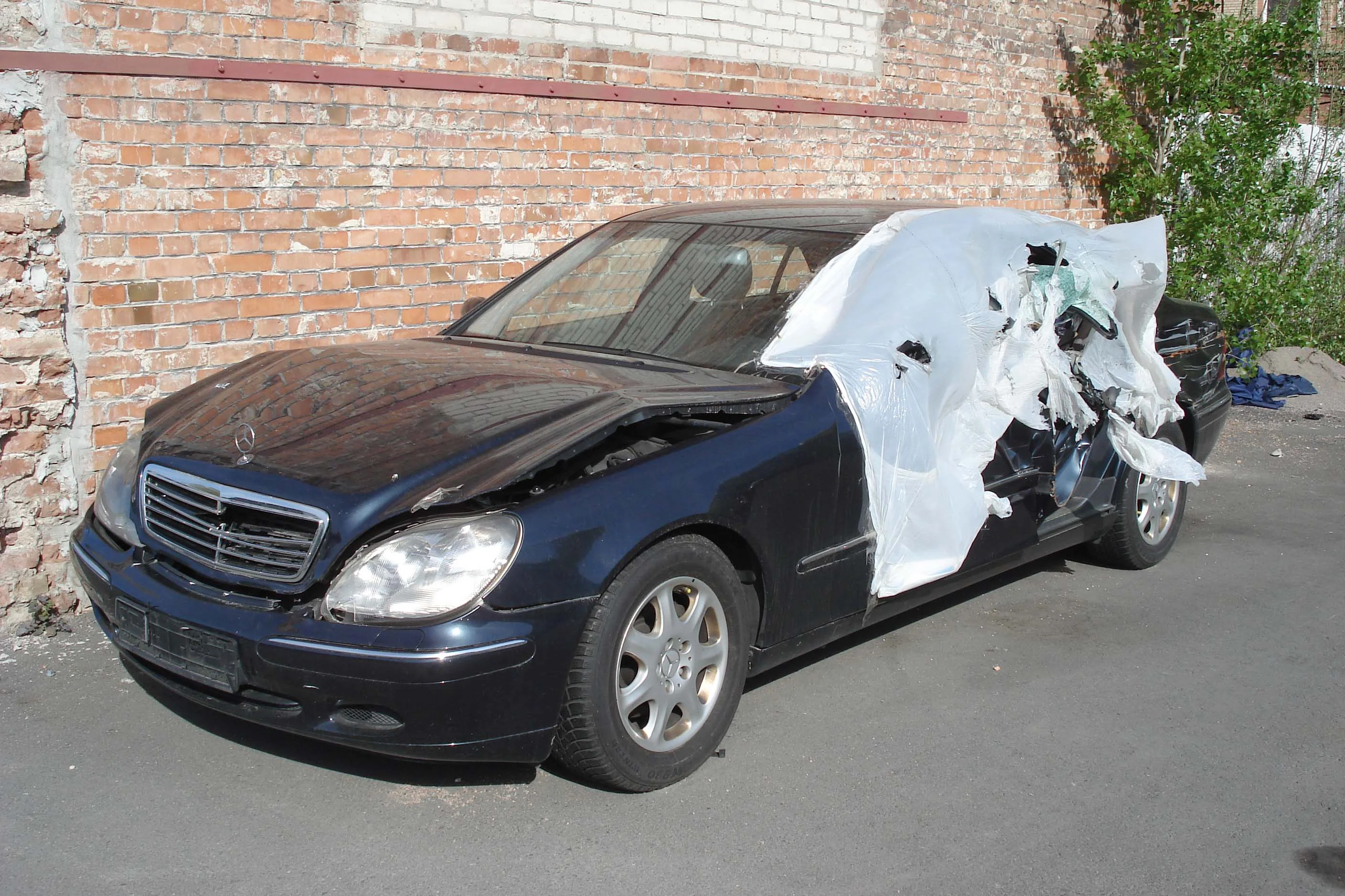 Mercedes-Benz S-Class – Mercedes-Benz full-size luxury car grand tourer