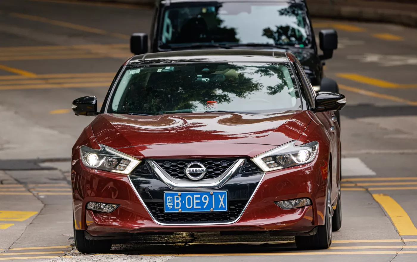 Nissan Maxima – Nissan mid-size full-size