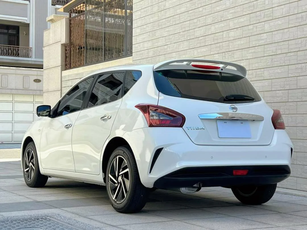 Nissan Tiida – Nissan compact car