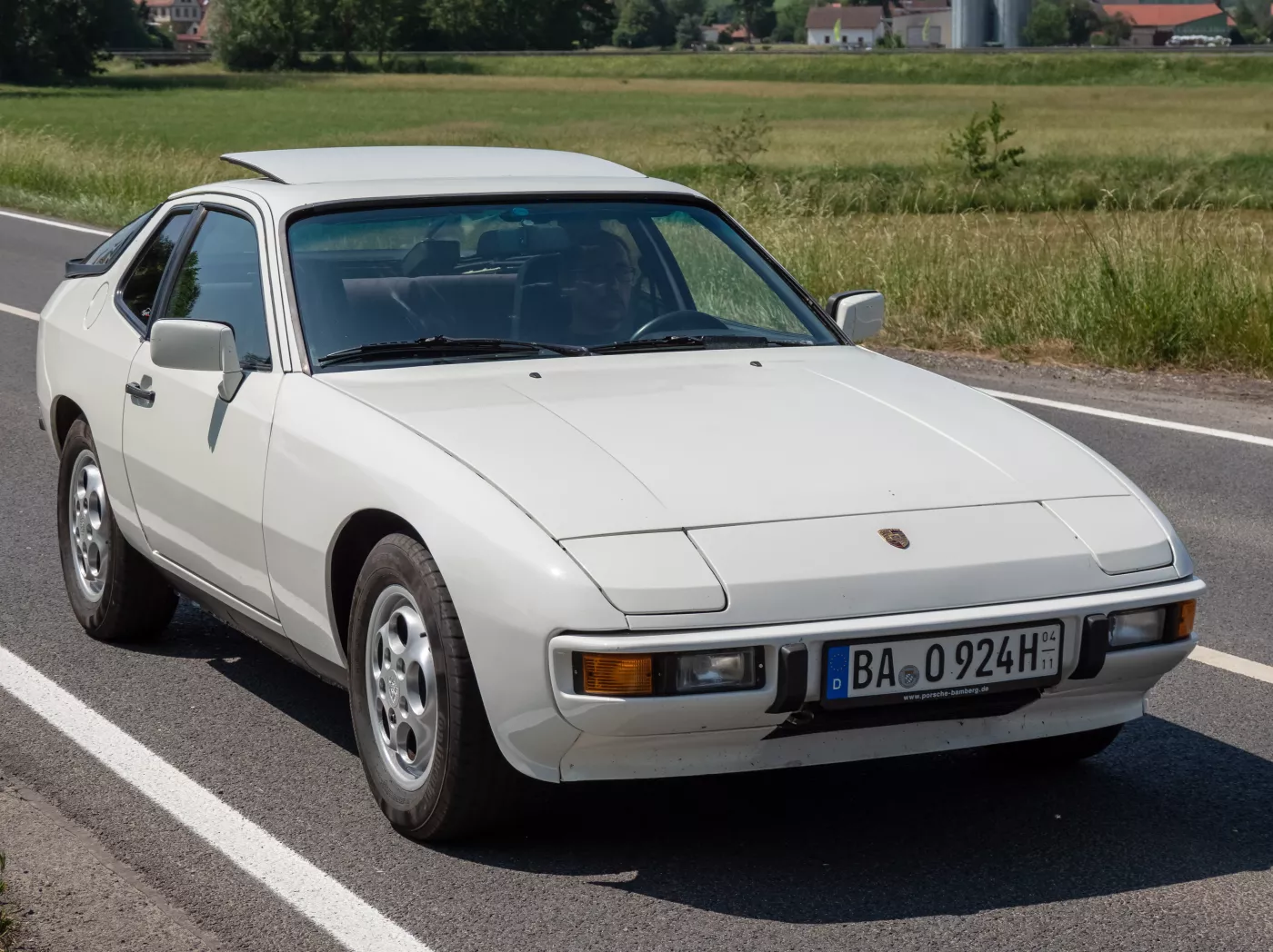 Porsche 924 – Porsche sports car