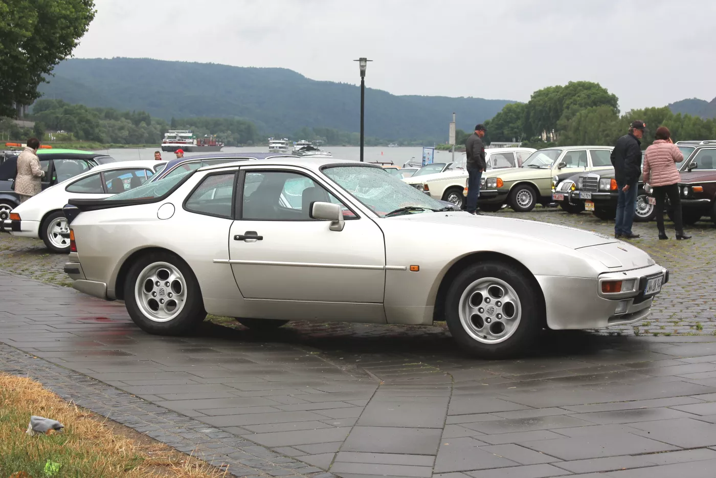 Porsche 944 – Porsche sports car