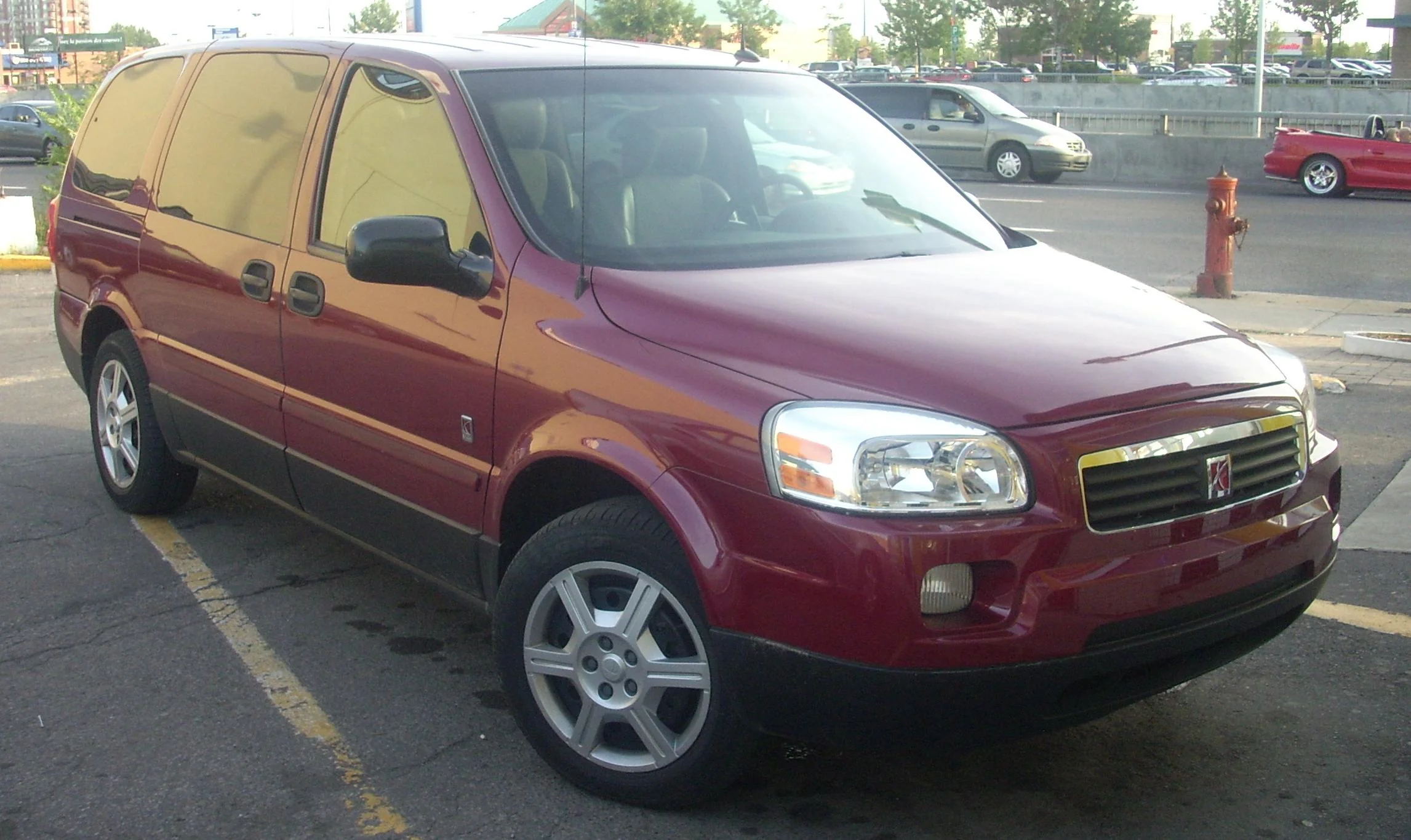 Saturn Relay – Saturn minivan