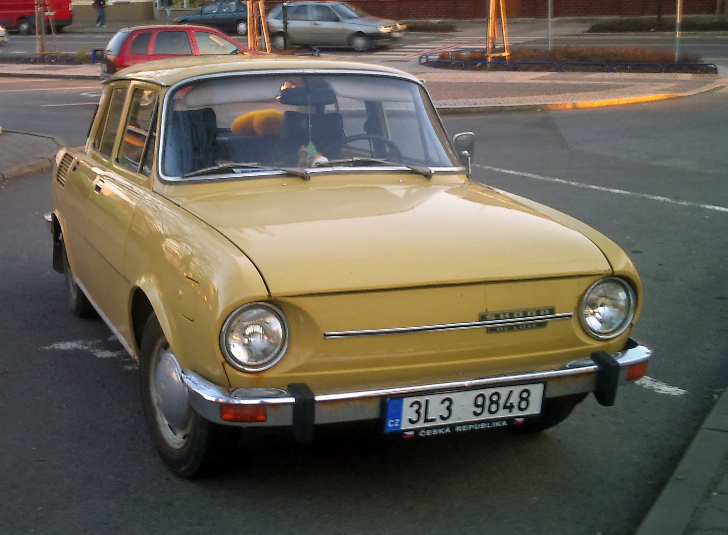 Škoda 100 – Skoda small family car