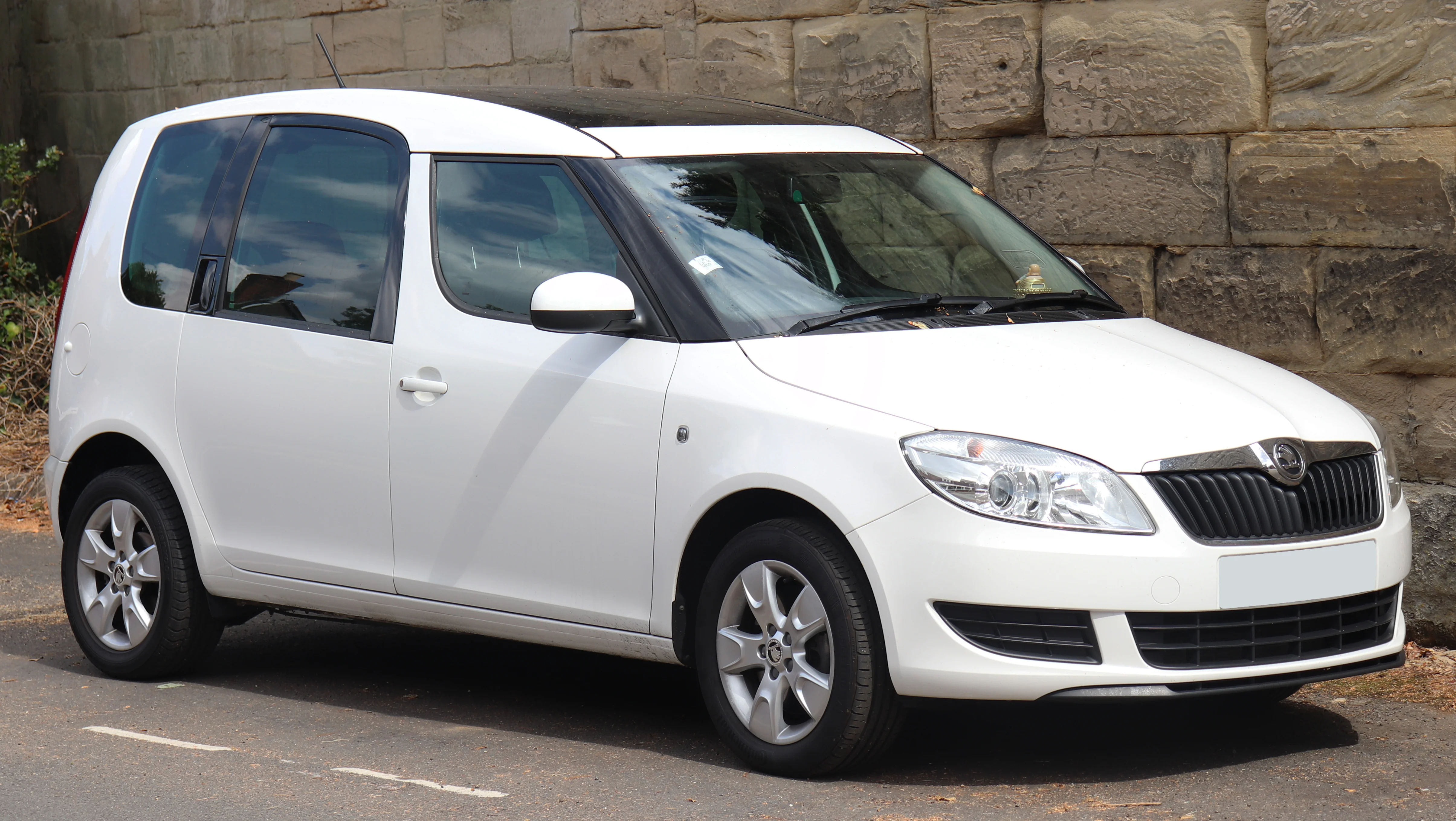 Škoda Roomster – Skoda small family car panel van