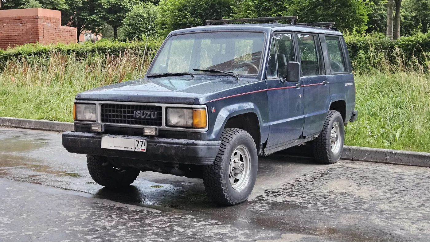 Isuzu Trooper – Vauxhall mid-size suv