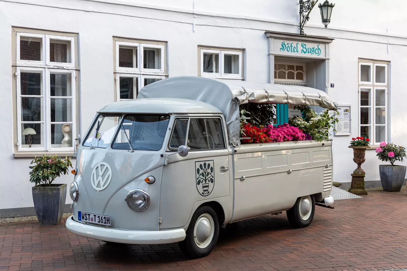 Volkswagen Transporter – Volkswagen light commercial vehicle/large mpv
