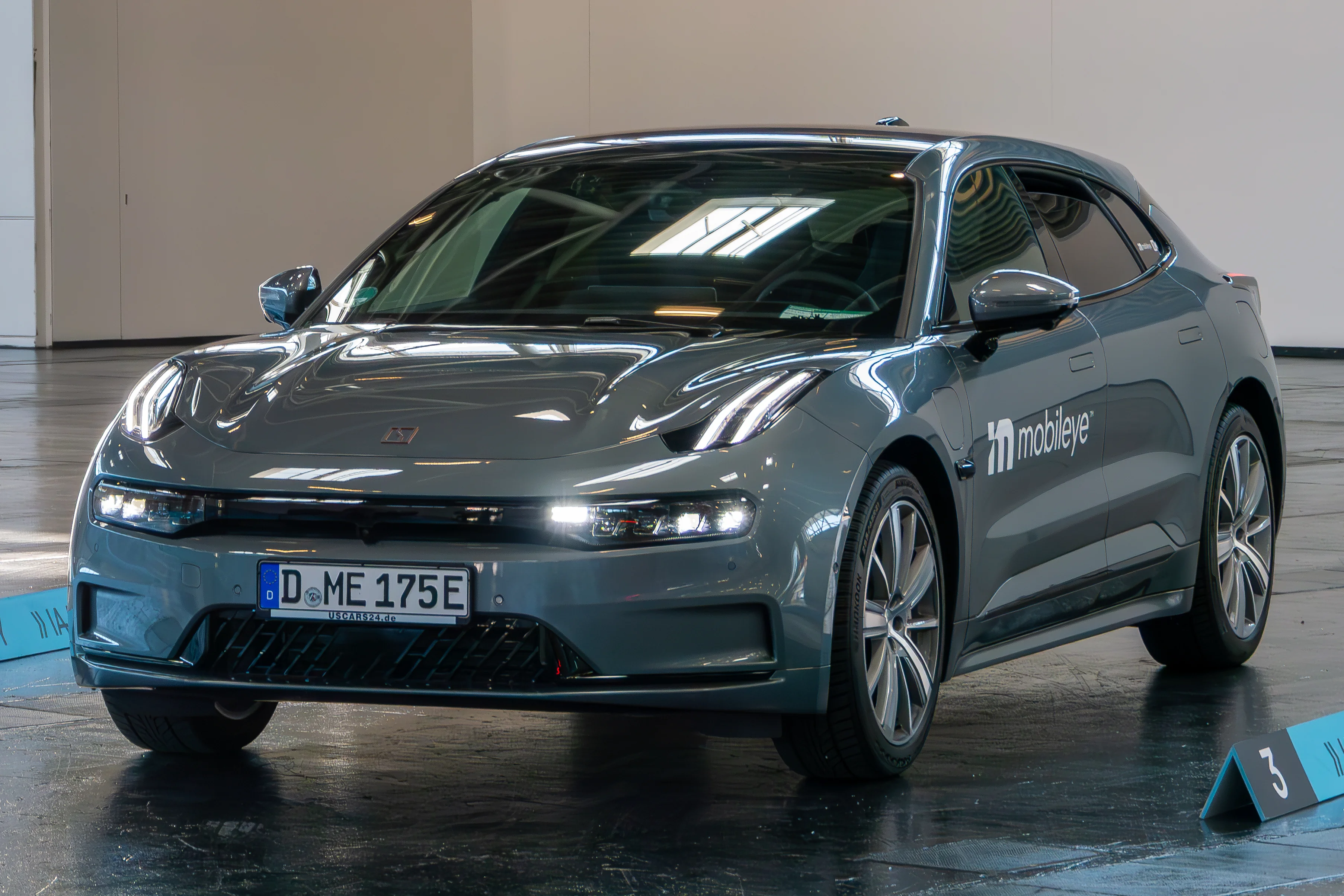 Zeekr 001 – Zeekr executive car